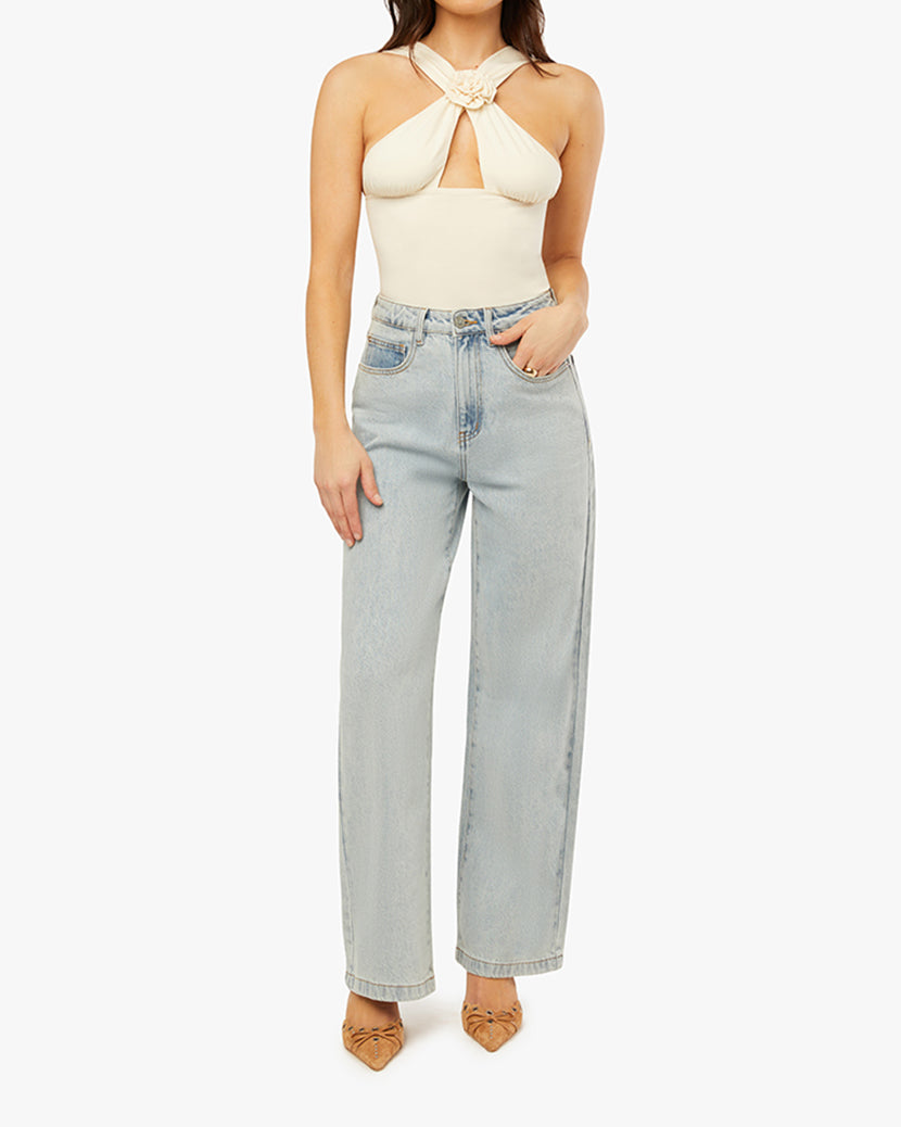 [Antique White] - Model