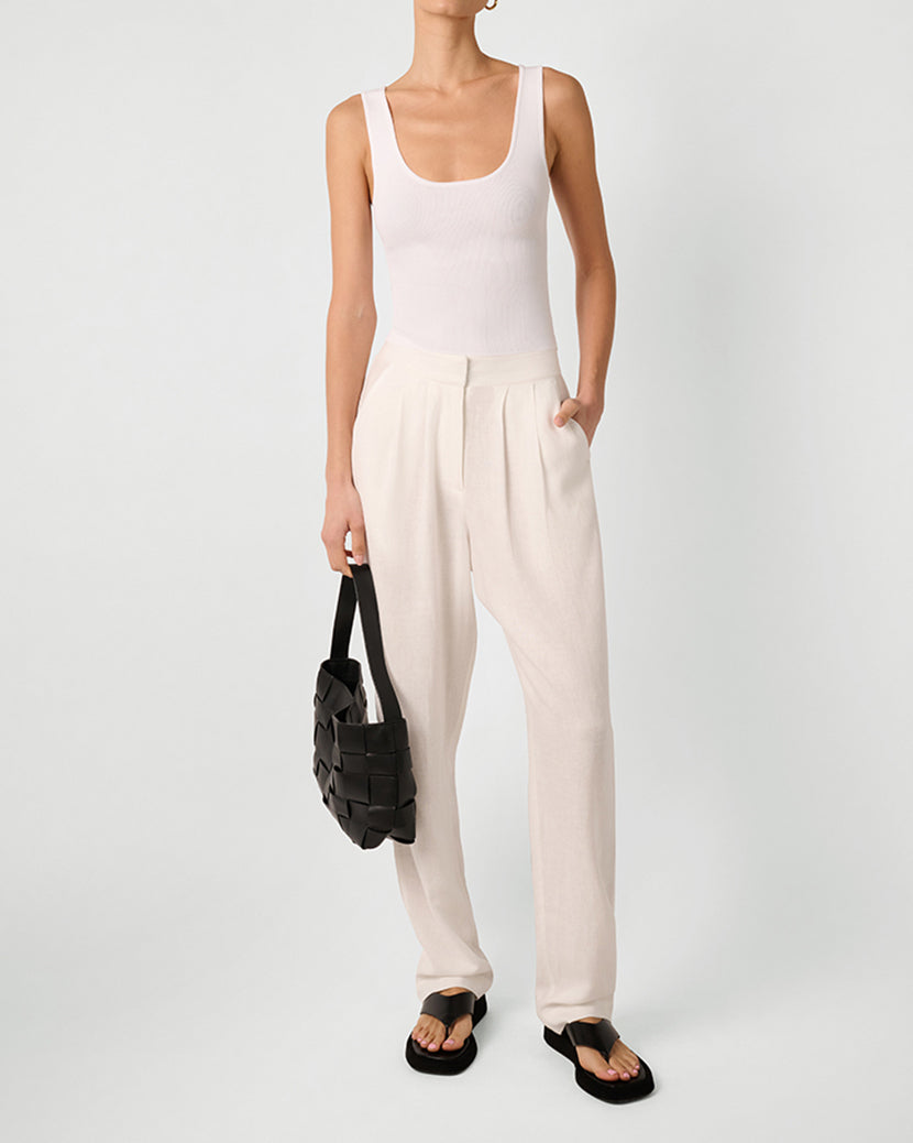 [White] - Model