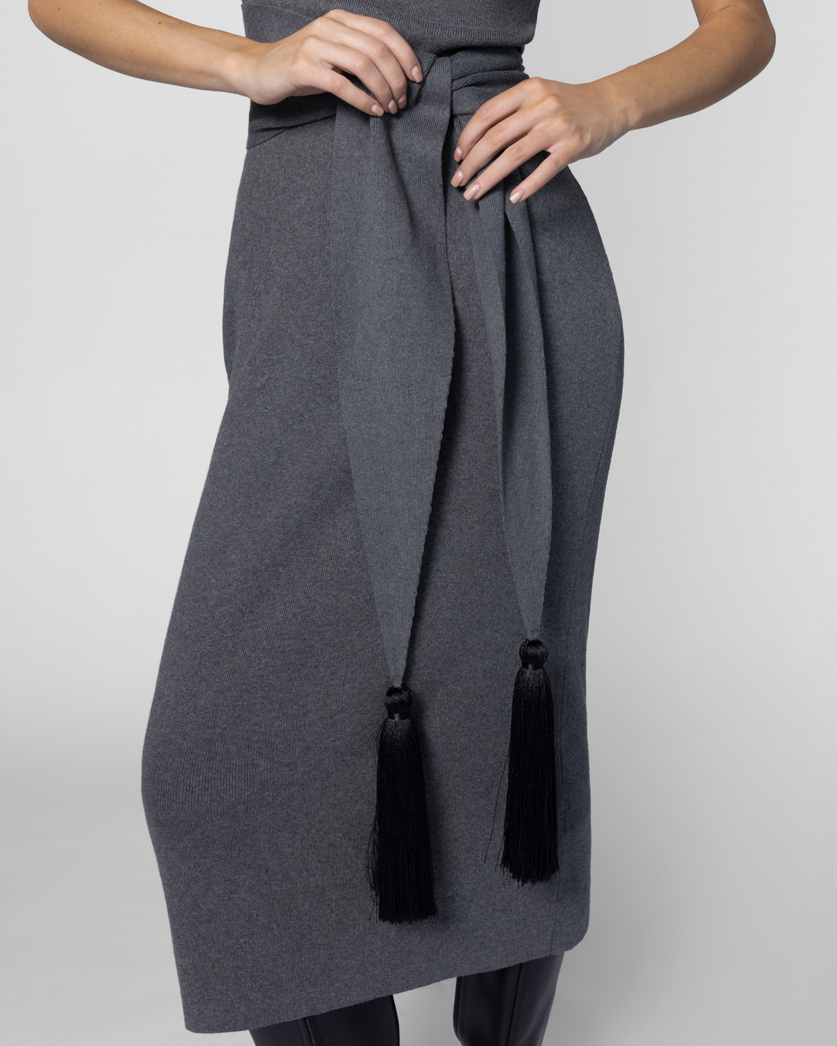 Dark Heather Grey