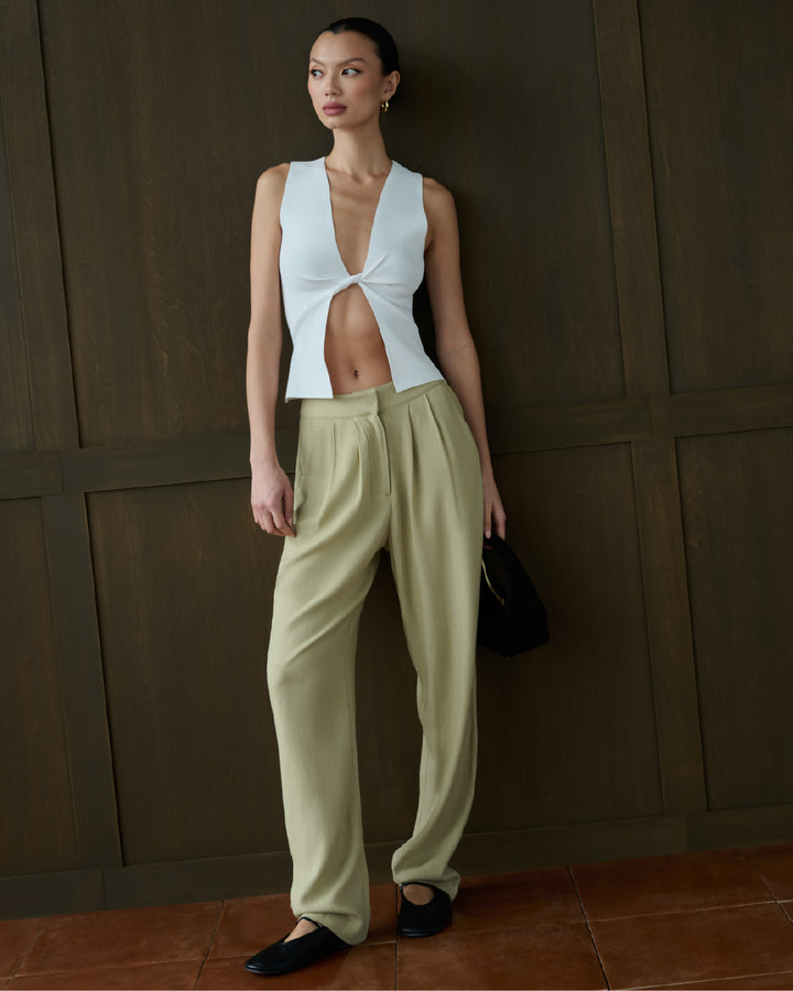 WeWoreWhat Spring 2025 Essentials Lookbook