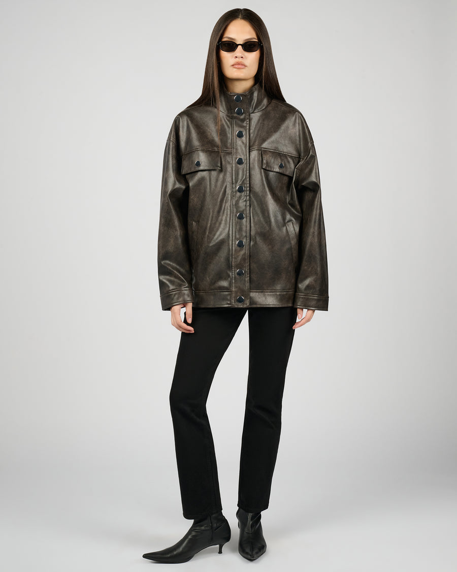 [Dark Brown] - Model