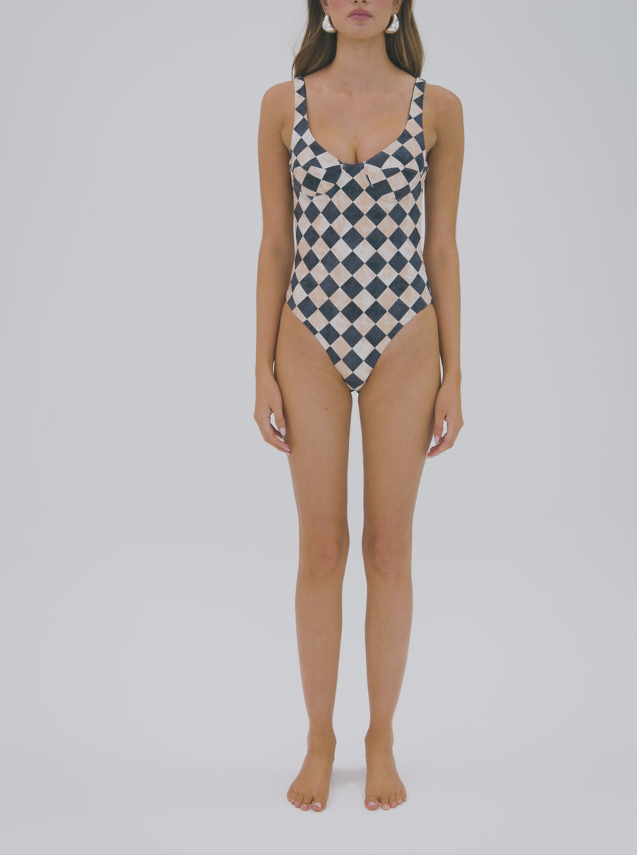 Scoop Underwire One Piece