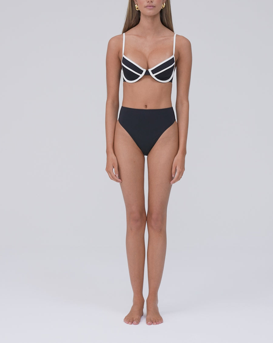 Full Coverage Underwire Bikini Top